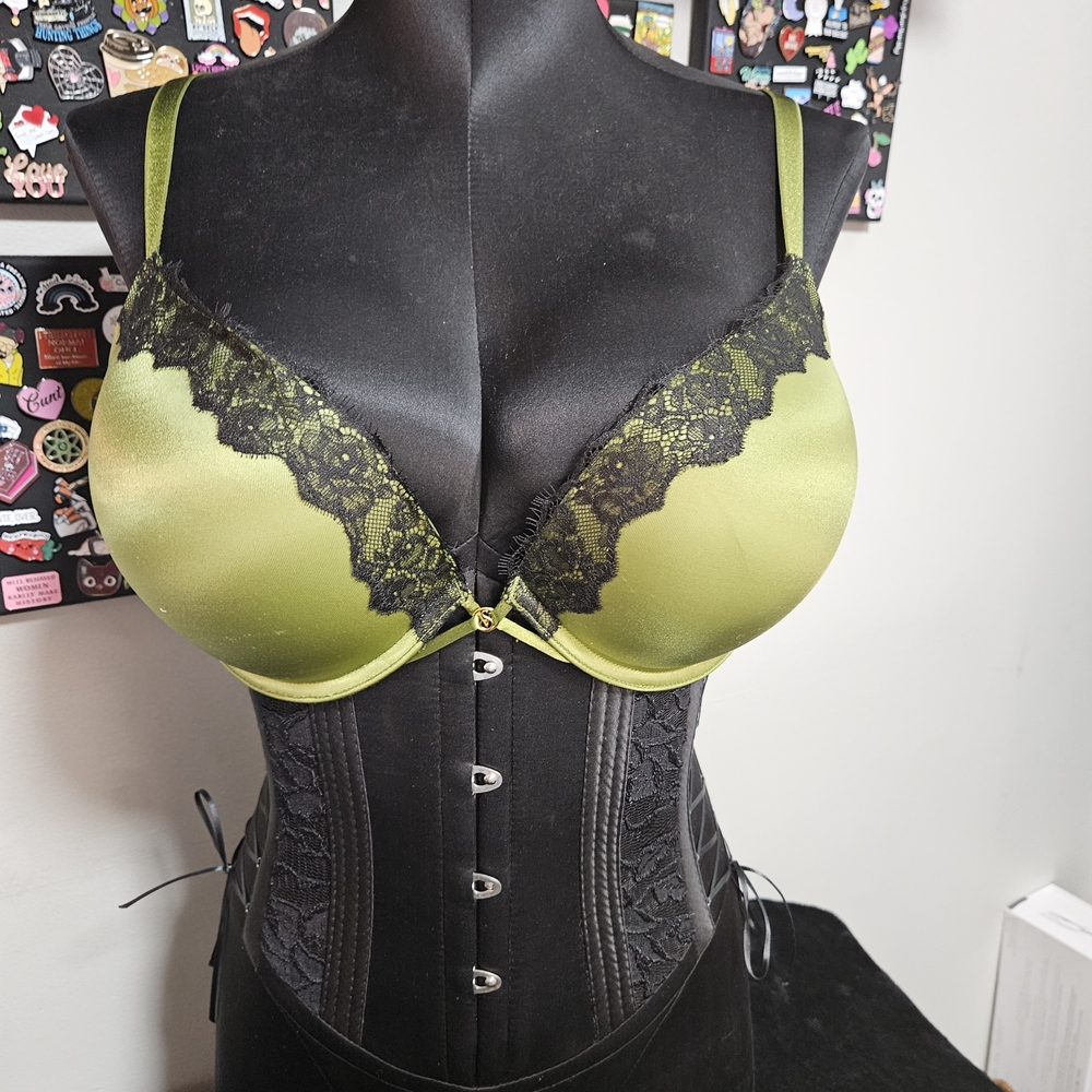 Victoria's Secret Olive Green Bra with Black Lace